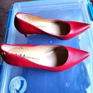 Neiman Marcus 6.5 Matte Red Leather Pointed-toe pump 2.25" Heels